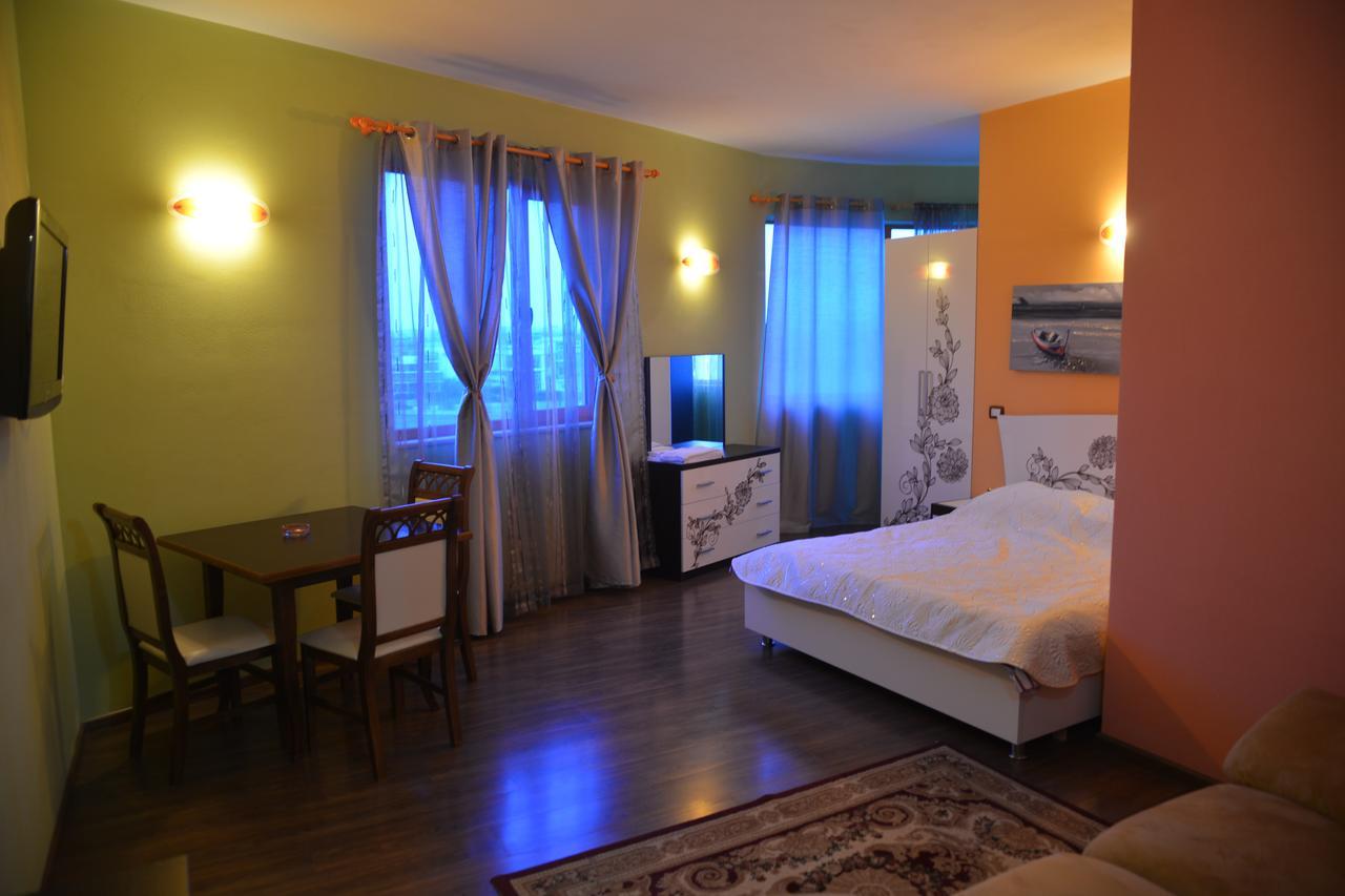 Royal Gaz Hotel Durrës 외부 사진